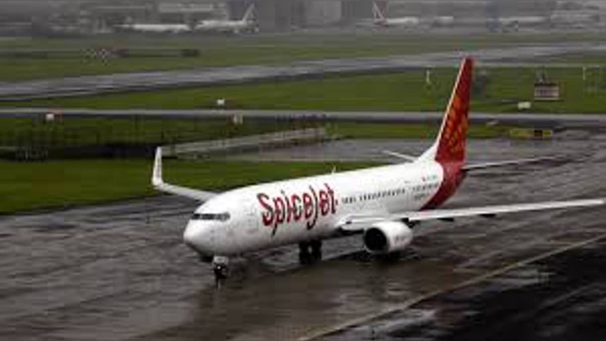 SpiceJet Cancels Flights at Last Minute Leaving Passengers Stranded at Mumbai Airport, Here’s the Reason why