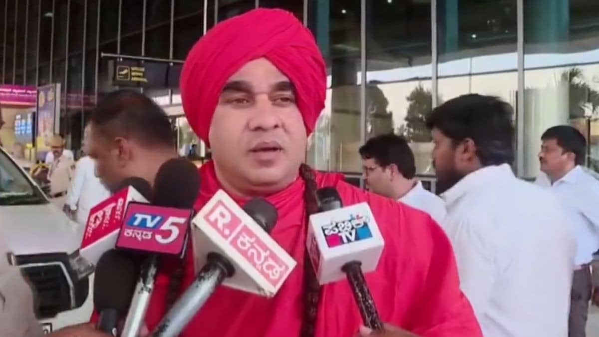 Lingayat Seer Jayamrutyunjaya Booked For Rape & Blackmail, Bengaluru Woman Shares Ordeal