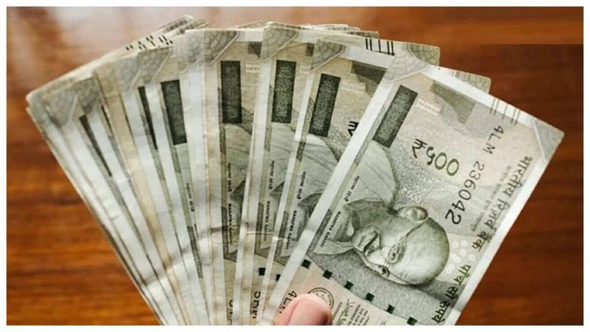 Cabinet Approves 2% DA Hike For Central Govt Employees: How Much Extra Salary Will You Receive In April?