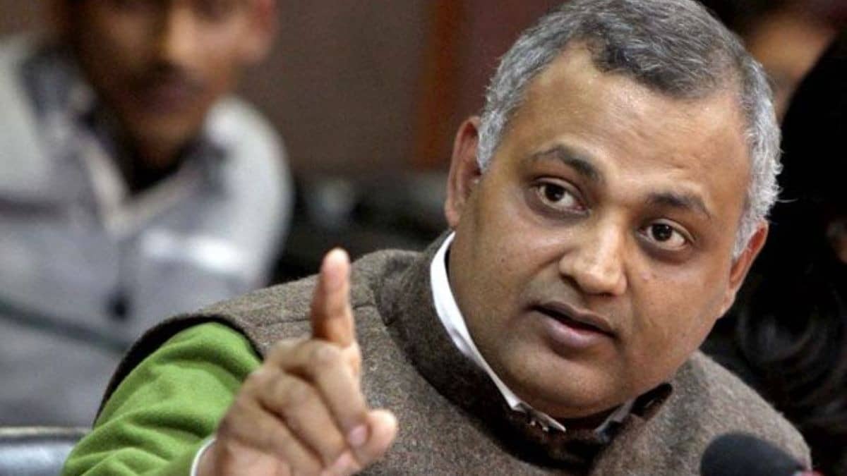 Court Acquits Somnath Bharti And 16 Others In 2014 Khirki Extension Raid Case