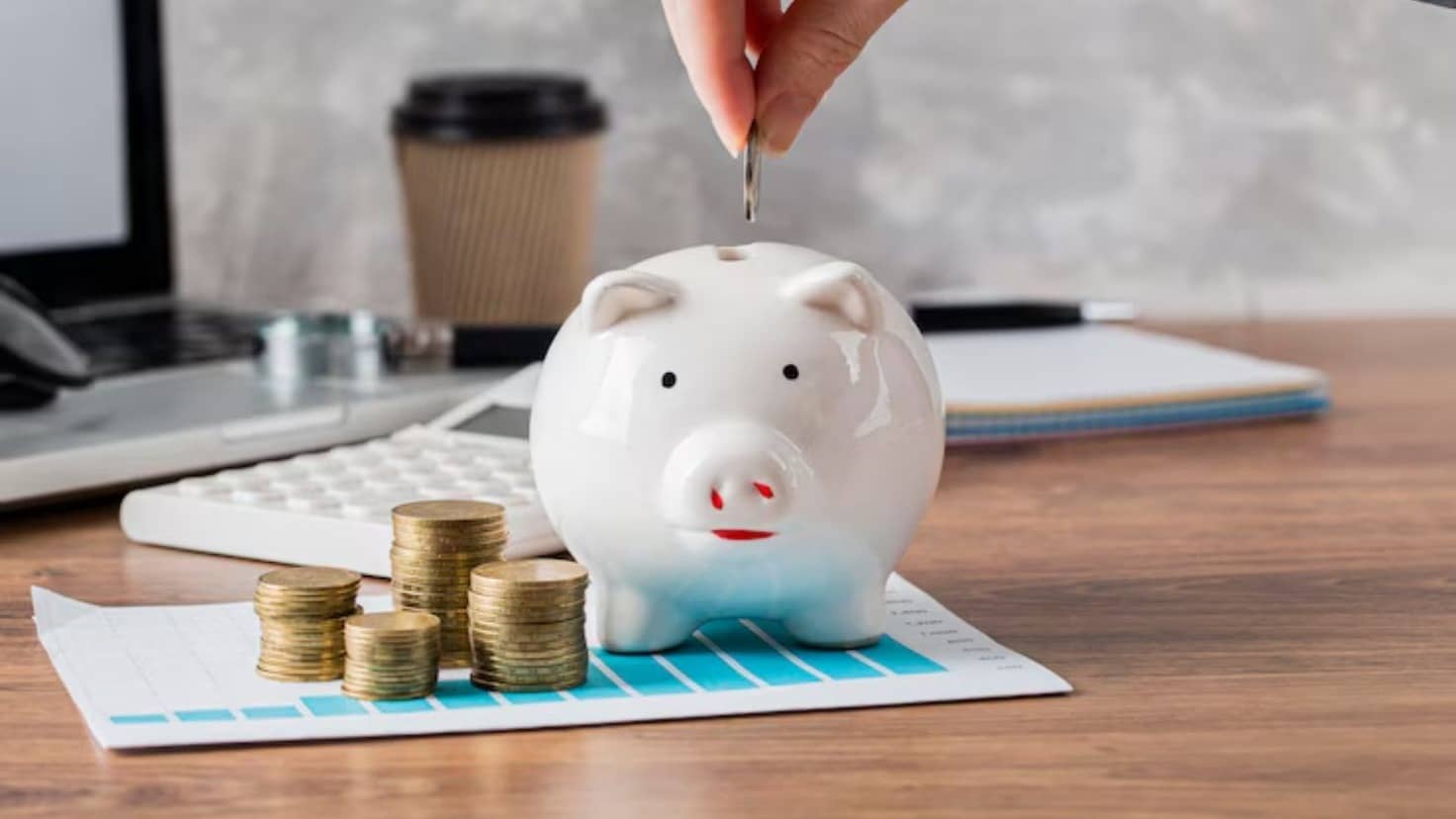 RBI’s April 1 Reset: Why Banks are Pushing FDs Over Savings Accounts to Stop ‘Bank Runs’