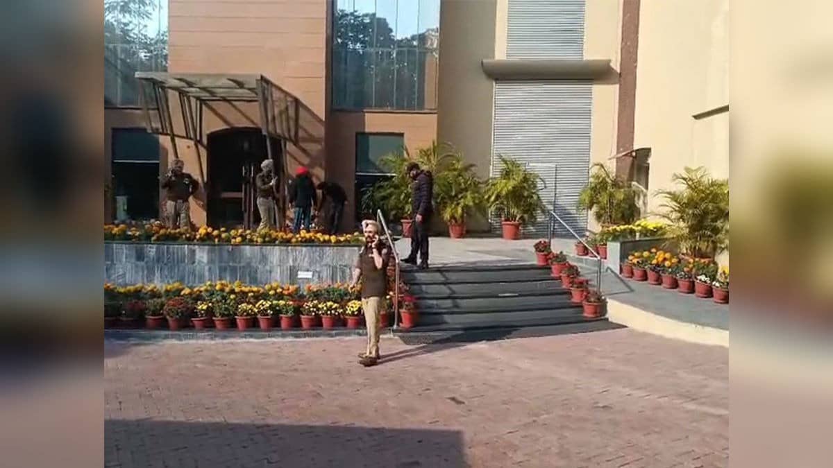 Chandigarh: Bomb Threat Email Triggers Panic After 3 Schools, Mayor’s Office and Secretariat Targeted; Security Alert Issued