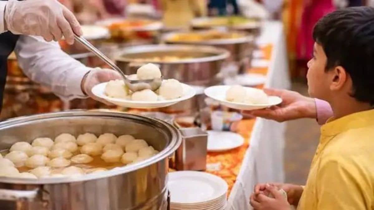 Over Two Rasgullas: 11-Year-Old Doused in Diesel, Burnt Near Tandoor at Basti Wedding; Critical