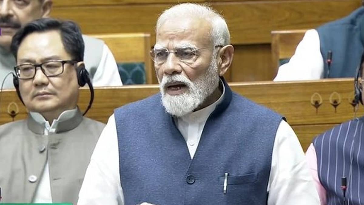 PM Modi Calls Voting ‘Sacred Democratic Duty’, Urges Record Turnout in Tamil Nadu and Bengal Polls