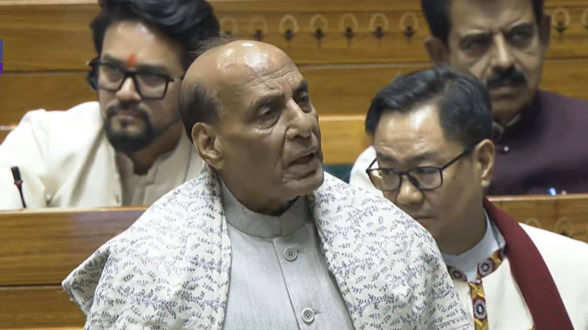 ‘Eye on Bengal? God Knows How Many Parts Pakistan Will Be Divided Into’ : Rajnath Singh Hits Back at Khawaja Asif