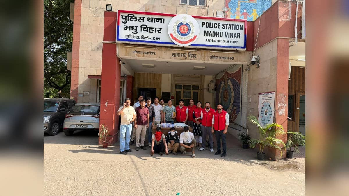 Rs 1 Crore Blind Burglary Case Cracked By Delhi Police In Madhu Vihar