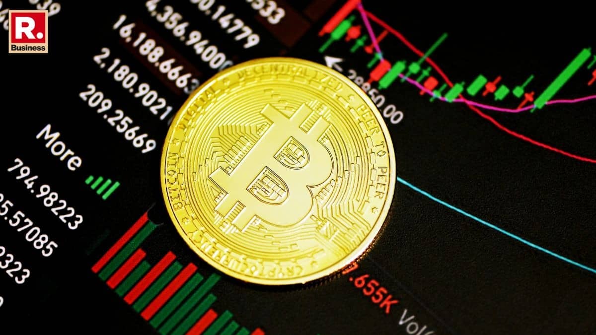 Bitcoin Slumps to Five-Week Low Following US Airstrikes on Iran; $1 Billion Liquidated