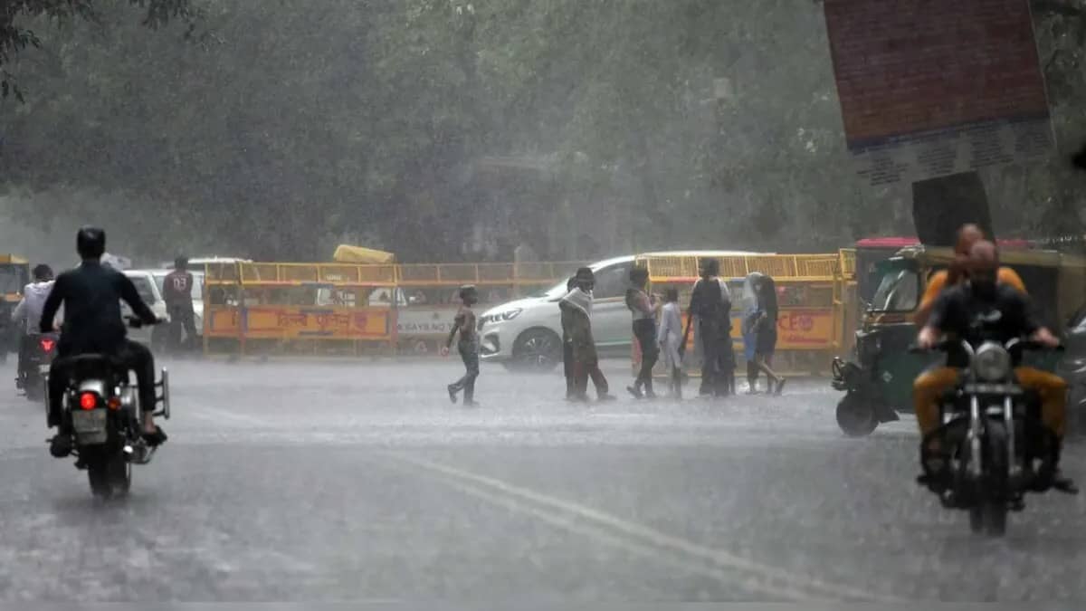 Deadly Storm Hits Uttar Pradesh: Torrential Rain Leave 31 Dead and Widespread Destruction
