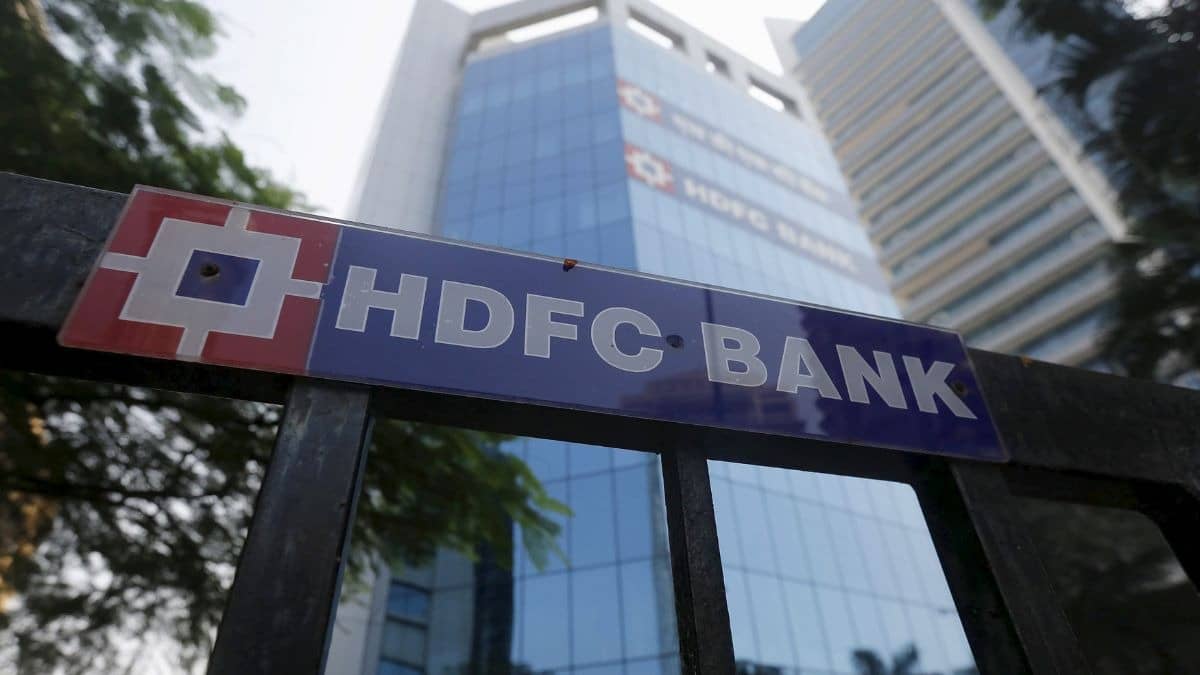 No Major Lapses at HDFC Bank; Legal Review Paves Way for CEO Continuity, Sources Say