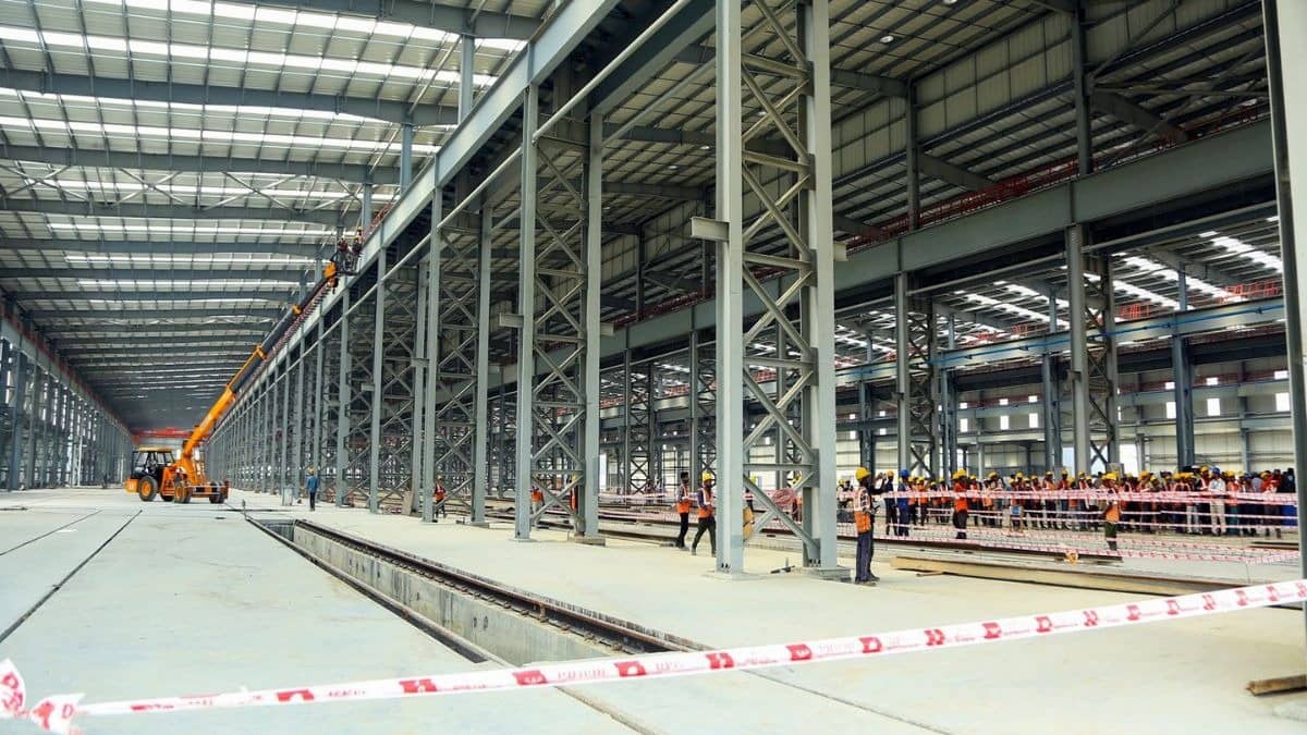 Middle East War and Cooling Global Demand Soften India Manufacturing Growth in May