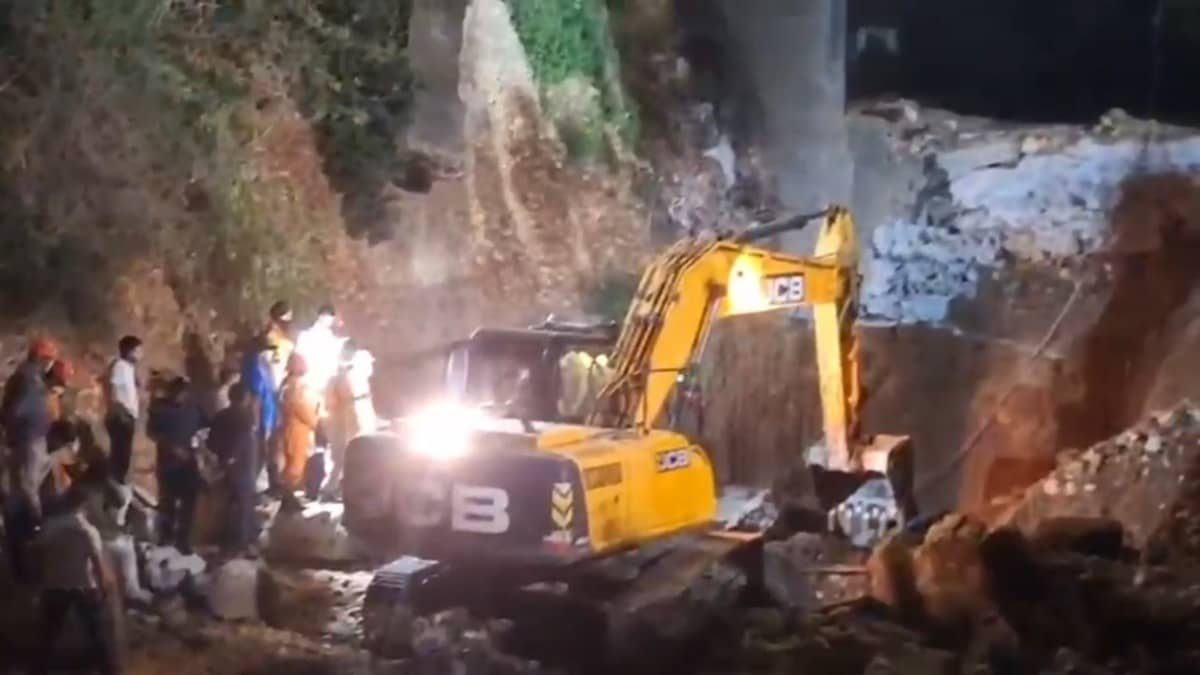 Jammu Bridge Collapse Kills 3 Labourers In Thathar Area, Govt Suspends Engineers And Blacklists Contractor
