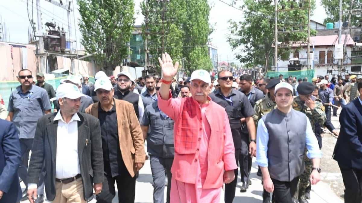 LG Manoj Sinha Calls for United Fight Against Narcotics in Budgam as Srinagar Police Attach Rs1.20 Crore Property of Notorious Peddler