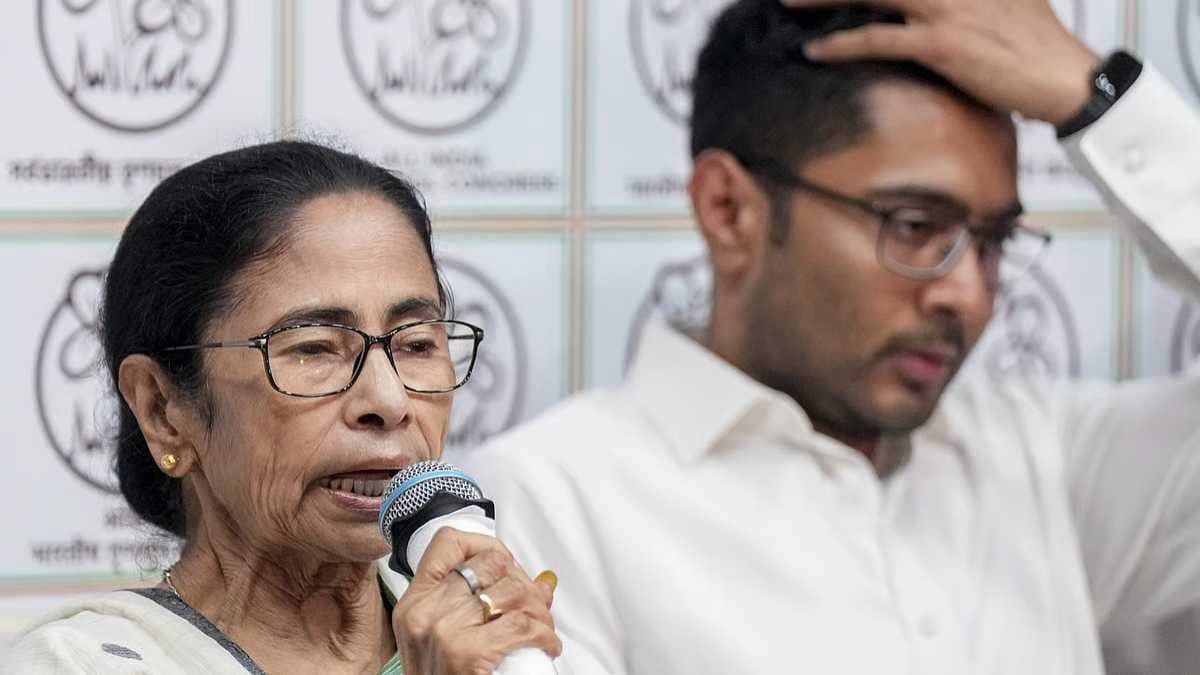 Bengal Cabinet Officially Dissolved, Mamata No Longer CM