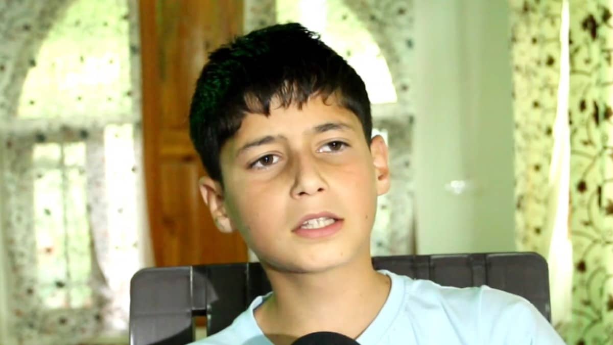 North Kashmir Boy’s Singing Talent Wins Millions Of Hearts Online