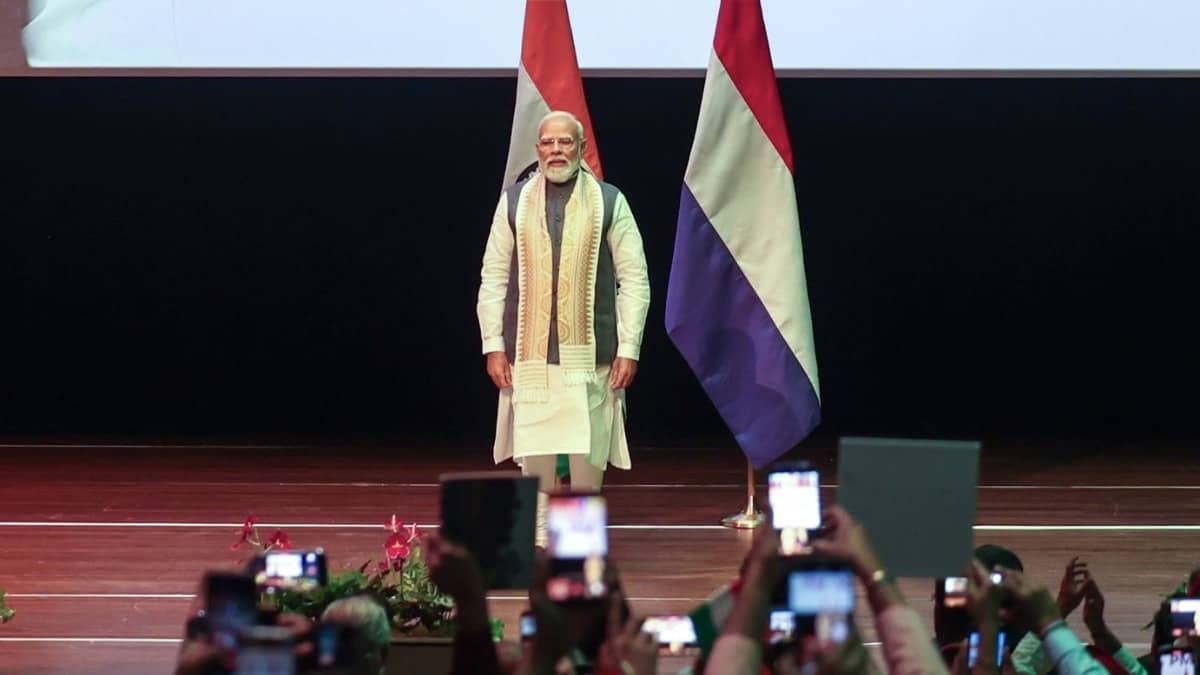 The Flower Diplomacy: How PM Modi Bridged India-Netherlands Ties In The Hague Using Tulips and the Lotus