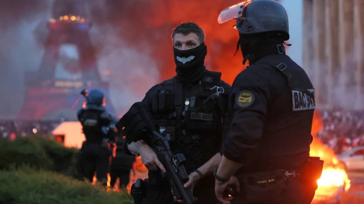 PSG’s Champions League Triumph Marred as Paris Police Detain Dozens of Fans Over Violence, Vandalism During Celebrations | WATCH VIDEO