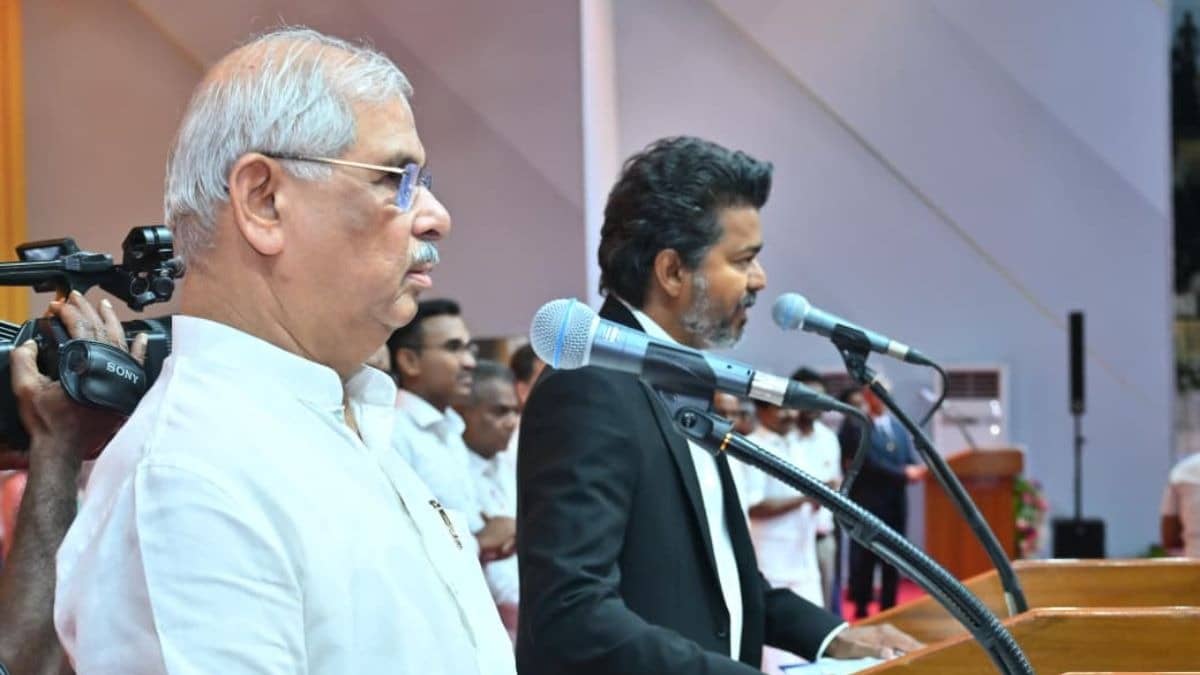 Vande Mataram Before Tamil Anthem: Vijay’s Oath Sparks First Row Over Centre’s ‘Song Sequence’ Circular