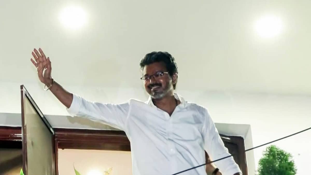 ‘Disrespecting People’s Mandate’: DMK, VCK Show Rare Support To Vijay As Governor Remains Unconvinced