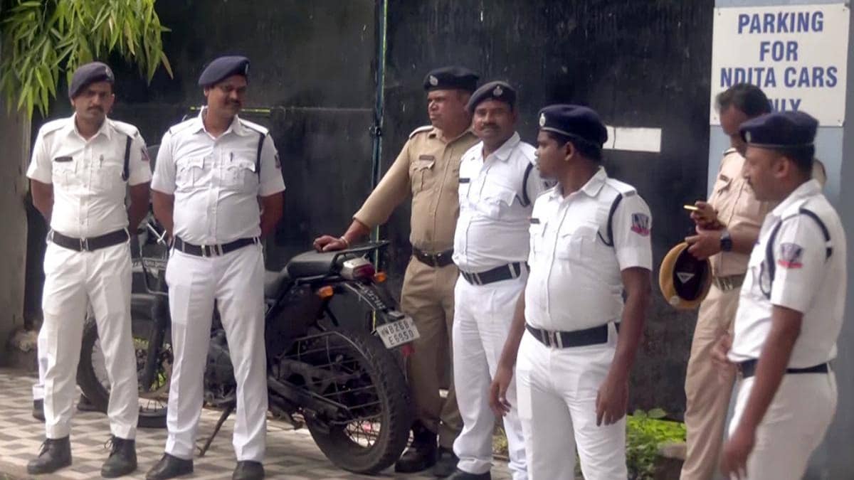 5 BJP Workers Injured in Bomb Blast Near RG Kar Victim’s Mother Ratna Debnath’s House