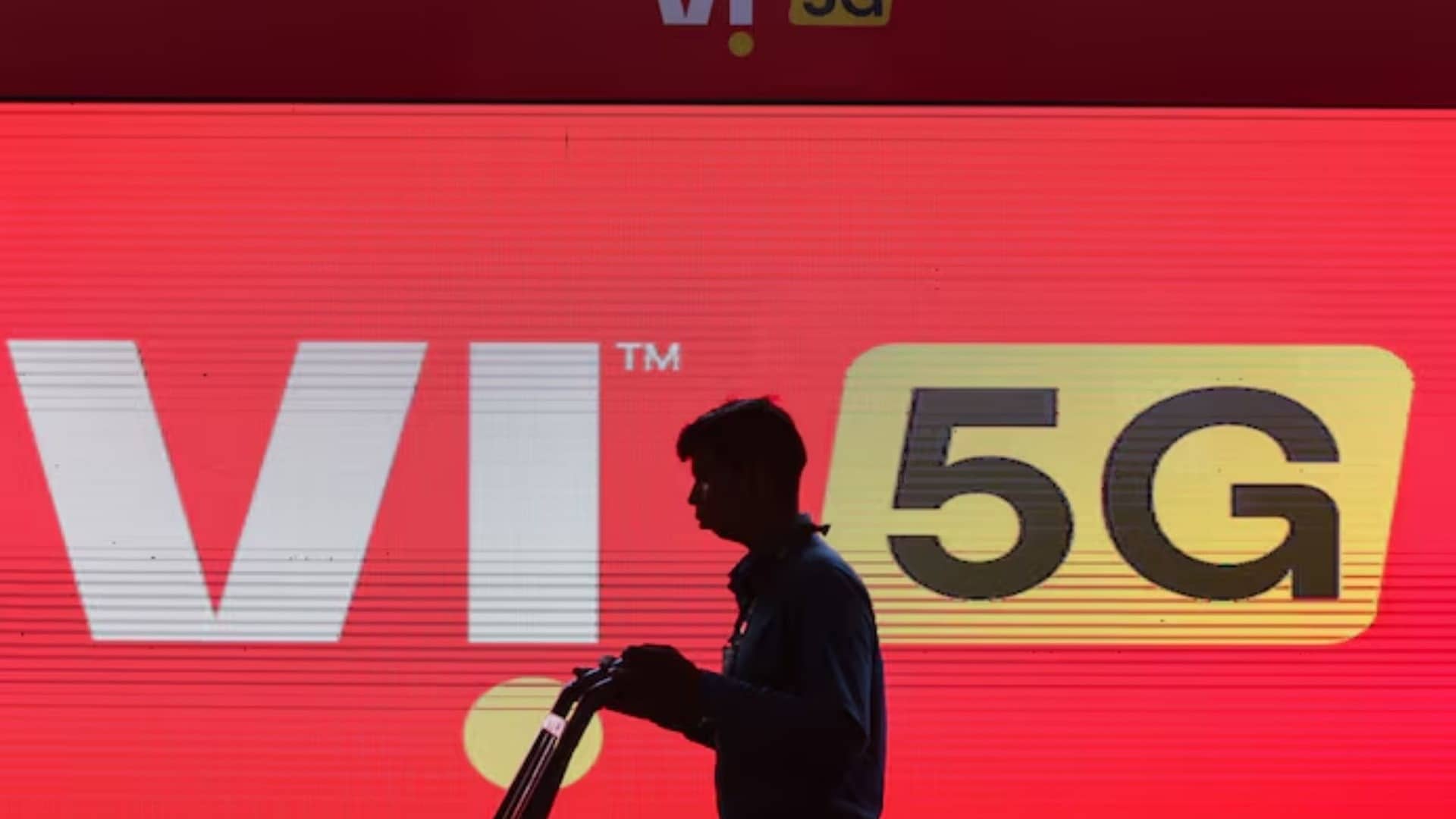 This Telecom Stock Skyrocketed 10% Amid Stock Market Crash – Here’s Why