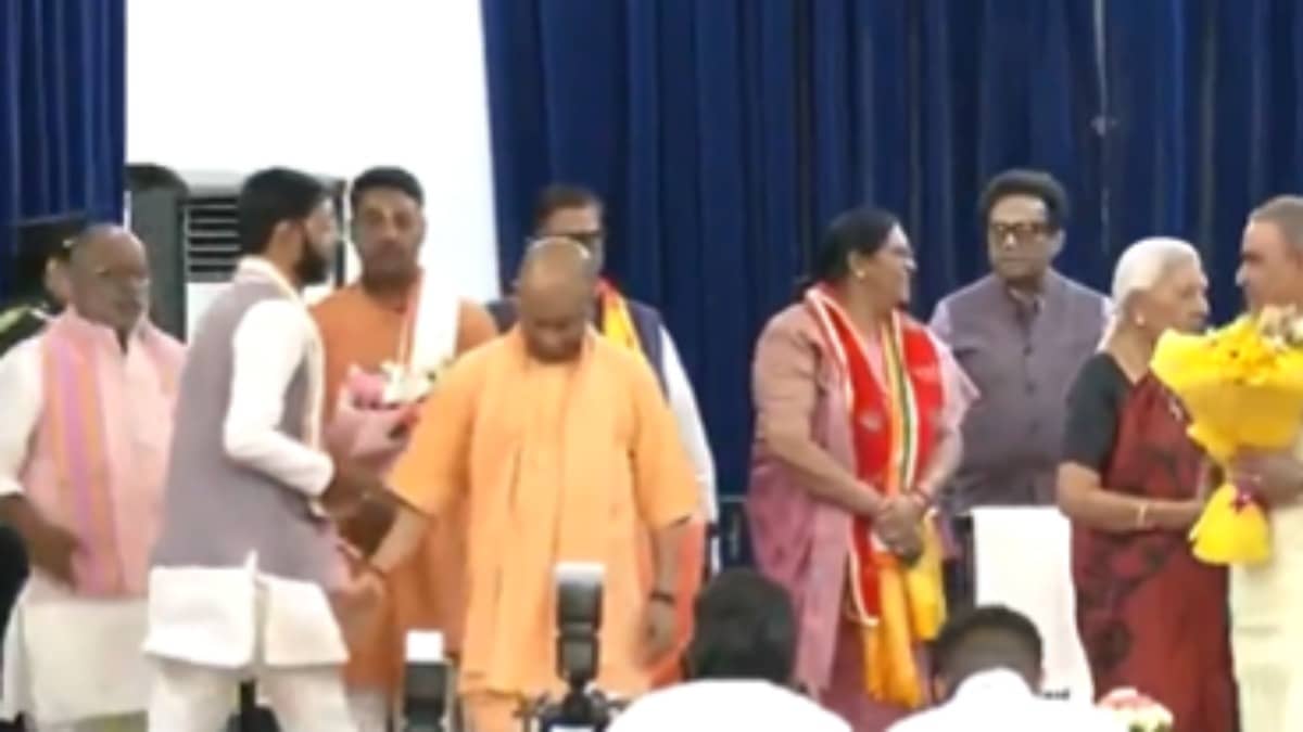 Ahead of Assembly Elections, Yogi Adityanath’s UP Cabinet Gets 6 New Ministers, Including 1 Woman