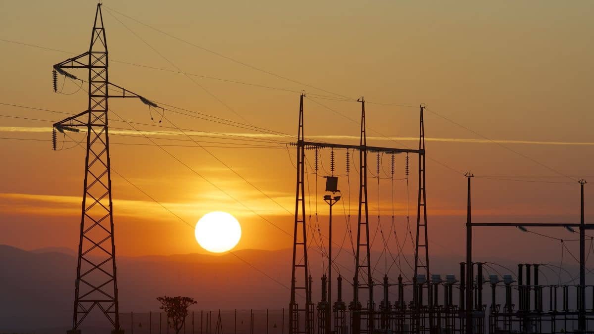 Legacy Tech And Tight Budgets: What’s Stalling AI In Energy Sector?