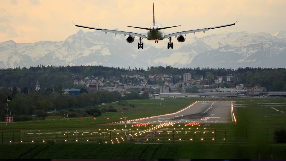 A Cheaper Way to Fly Air India? Here’s What the Airline Is No Longer Including