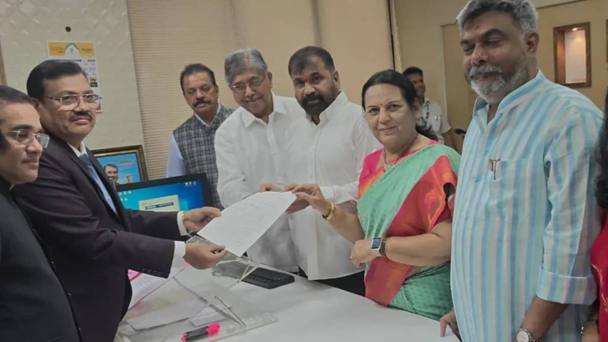 BREAKING: Big Blow To Aaditya Thackeray In Worli: Shiv Sena (UBT) MLA Sachin Ahir Joins Shinde Camp