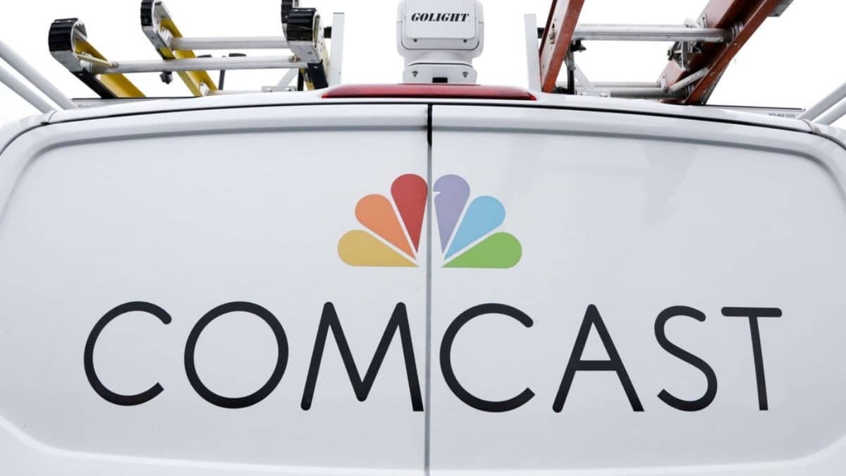 Comcast Plans To Split Into 2 Public Companies By Spinning Off NBCUniversal & Sky