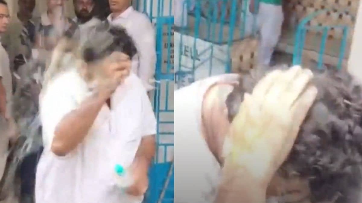‘Chor, Chor, Chor, Chor…’: Angry Mob Throws Eggs On TMC Leader Soumitra Banerjee During Court Escort