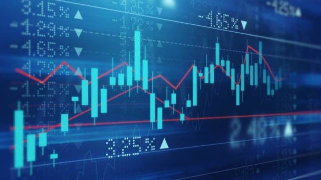 HDFC Mutual Fund Restricts Lumpsum Gold ETF and Fund of Fund Investments Amid Supply Surge