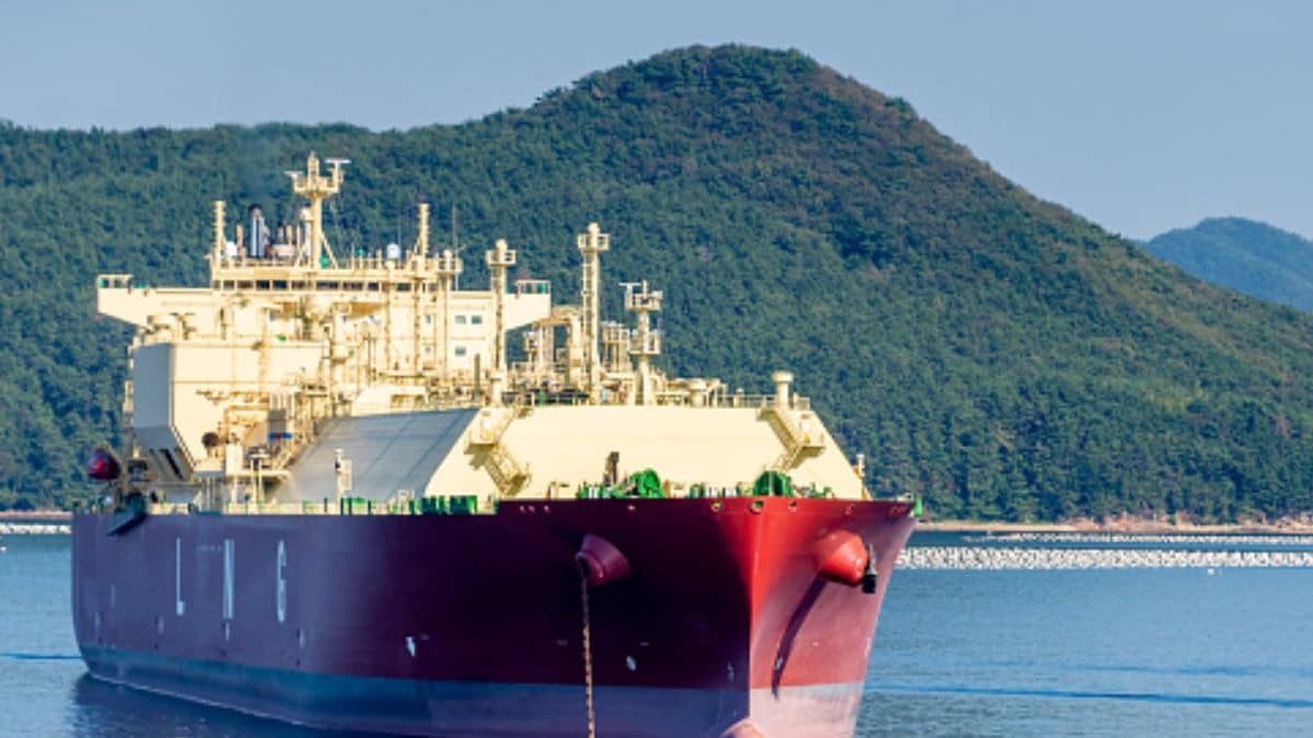 Petronet’s LNG Tanker Passes Via Hormuz After US-Iran Agree To deal