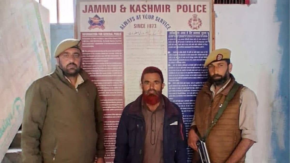 Gaderbal Police Arrest Imposter Ahead of Amarnath Yatra as Security Measures Intensify