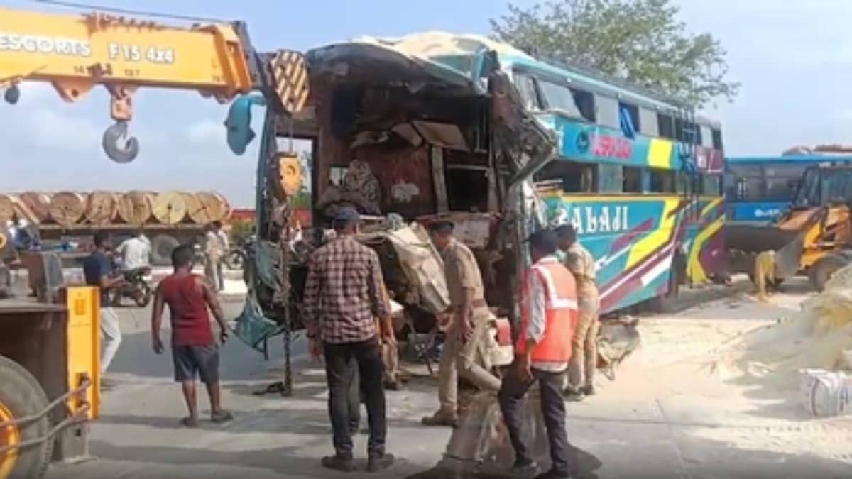 Gujarat Horror: 6 Killed, 30 Injured After Sleeper Bus Rams Parked Truck In Vadodara