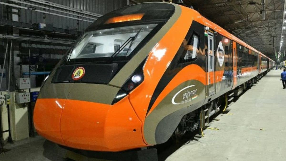 Varanasi-Ranchi Vande Bharat Express Stranded For Over 4.5 Hours In Bihar After Brake System Malfunction