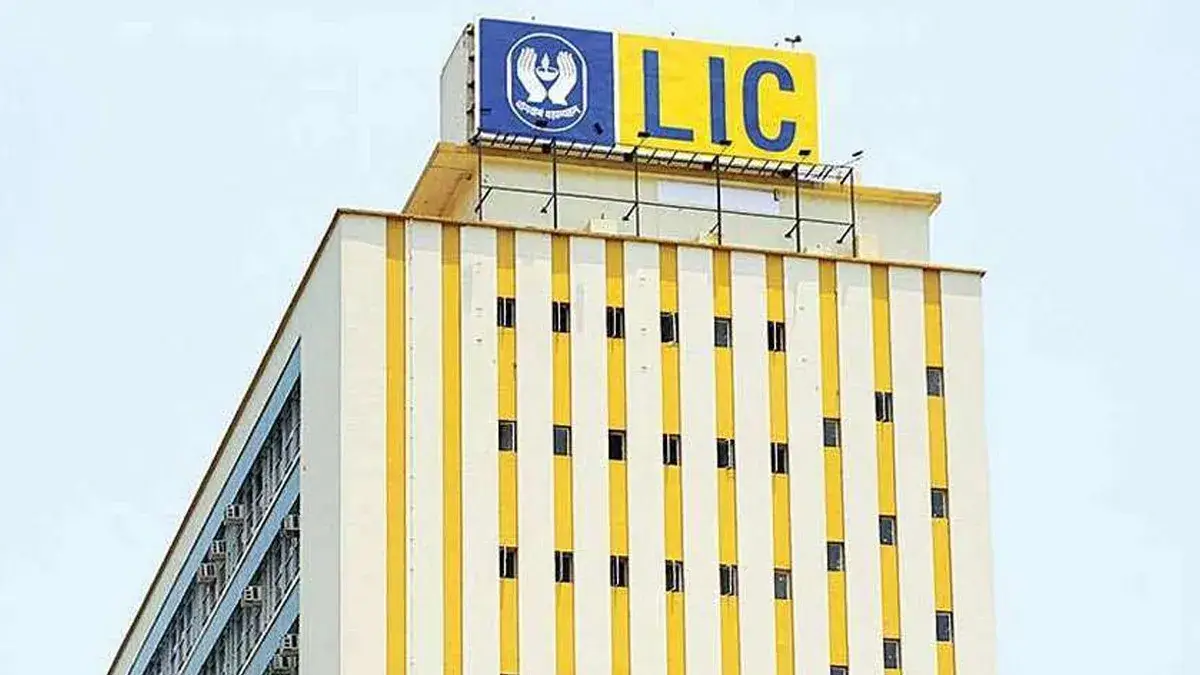 LIC Shares Plummets Over 3% After CFO Sunil Agrawal’s Exit Move