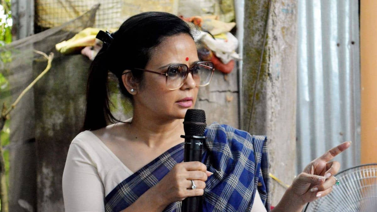 ‘All 19 Traitors Need To Resign, Contest On BJP Ticket’: Mahua Moitra Attacks Rebel Trinamool MPs In West Bengal