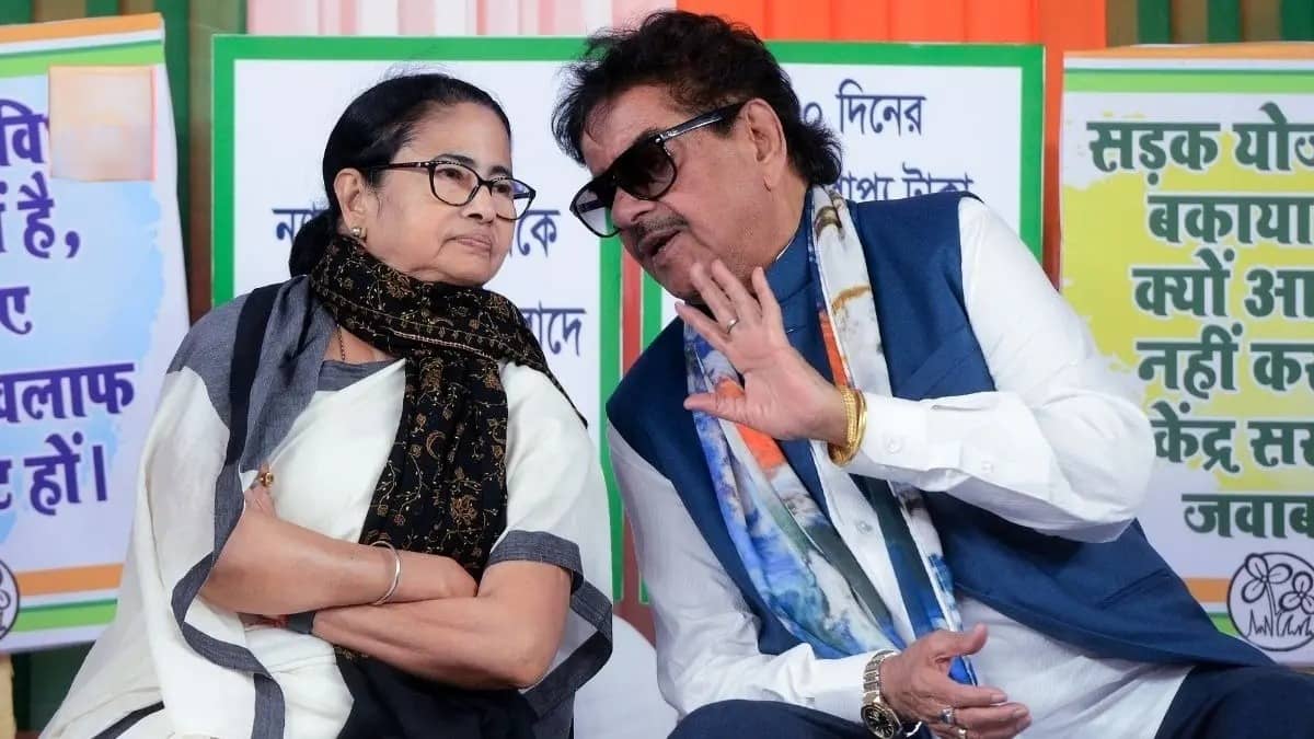 ‘Mai Sukh-Dukh Ka Saathi Hoon’: Shatrughan Sinha Reiterates Allegiance To Mamata Didi, Says ‘Abhishek Not My Leader’
