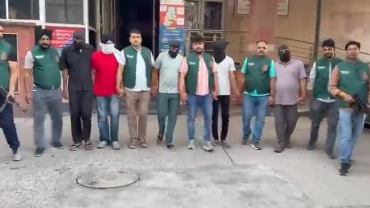 Islamabad Call Centre Ran Delhi-NCR Terror Plot: ISI-Linked 8-Member Module Busted; Graffiti, Recce Videos, Weapons Recovered
