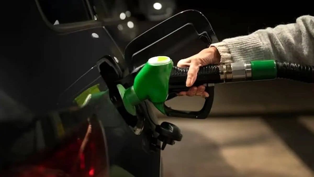 Govt Hikes Diesel Export Duty To Rs 14/Litre, ATF To Rs 12.5/Litre From Today; Petrol Rates Unchanged