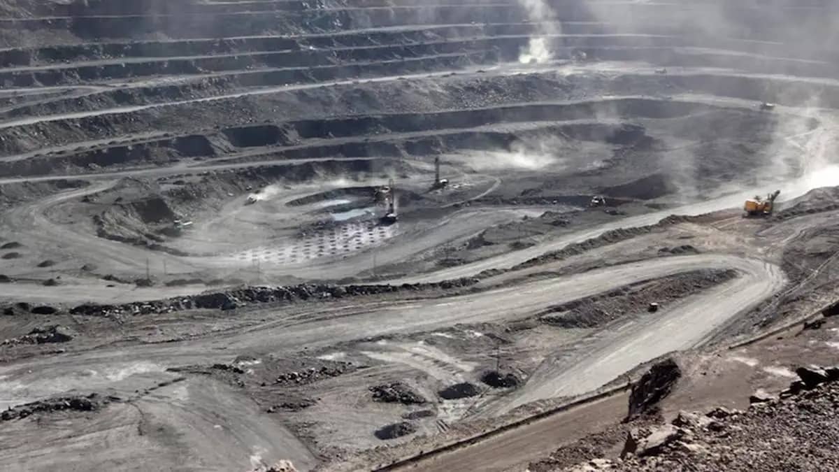 Reliance, Vedanta, and Adani Among 10 Firms Bidding for Rare-Earth Hubs in Andhra: Sources