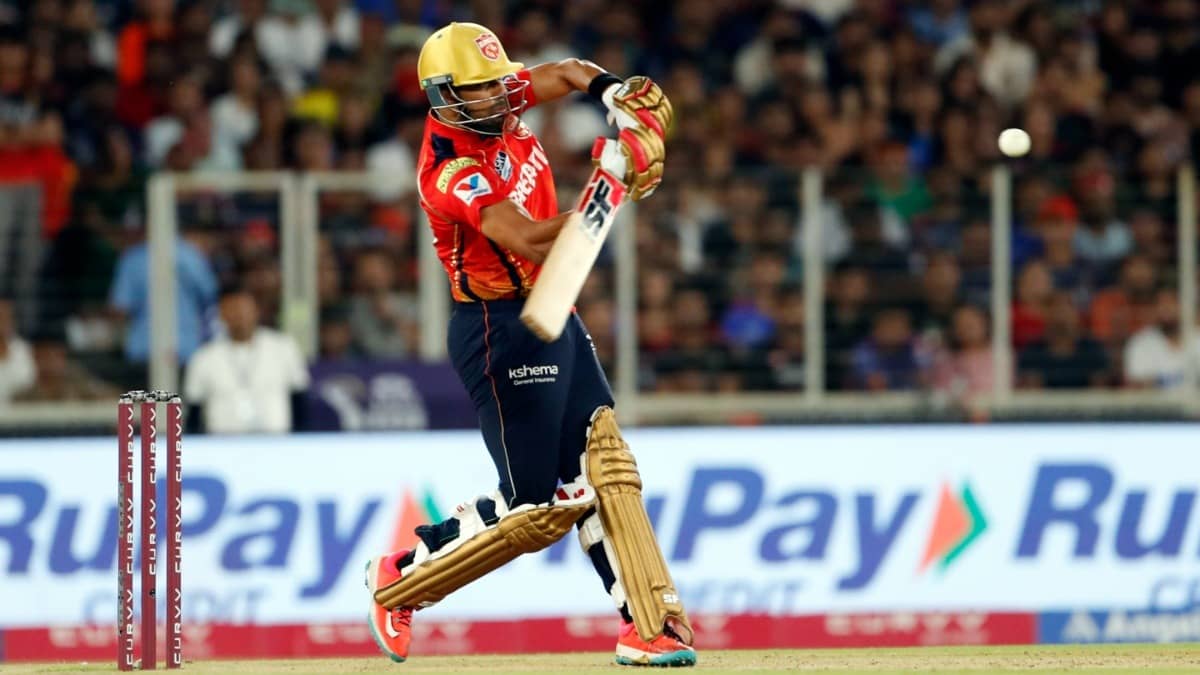 Phone Snatched, Threats Issued: Punjab Kings’ Shashank Singh, Father Booked After Cook Alleges Brutal Assault Over Food