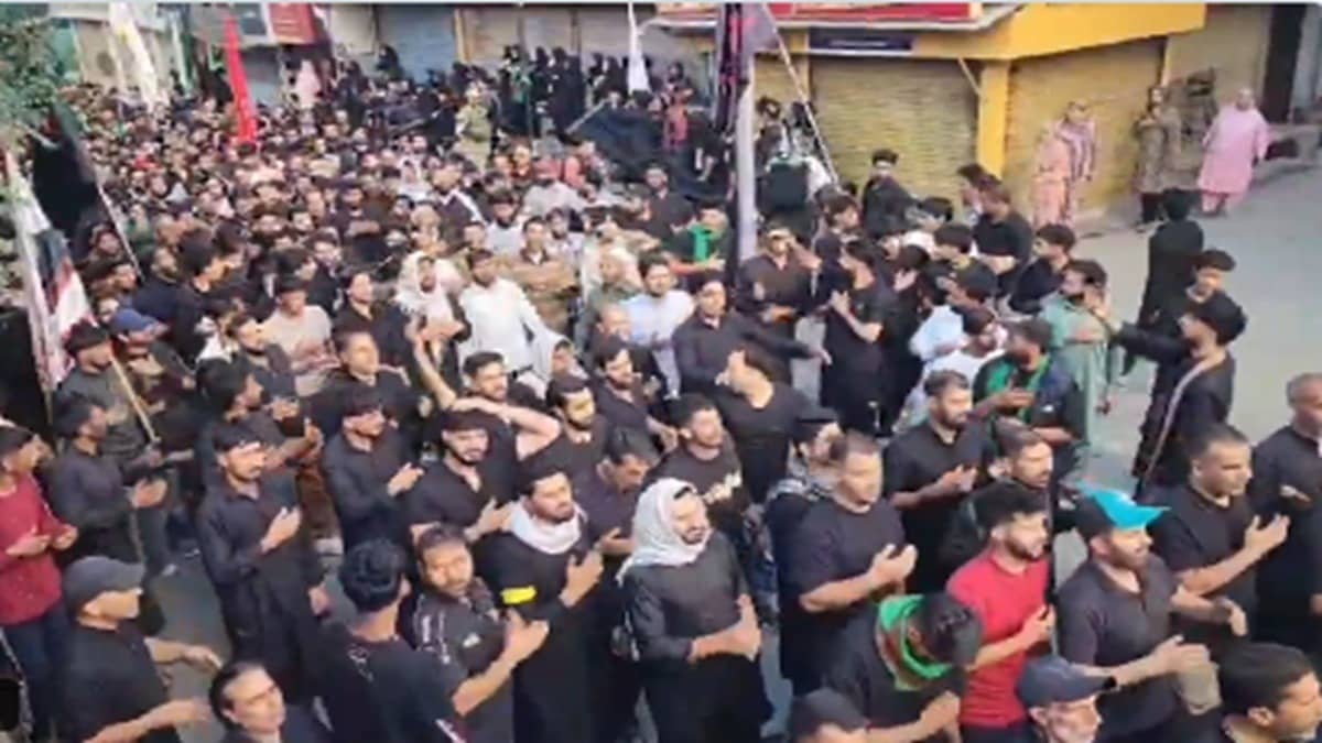 Thousands Join 8th Muharram Procession In Srinagar As Historic Route Opens For Fourth Year Under Tight Security