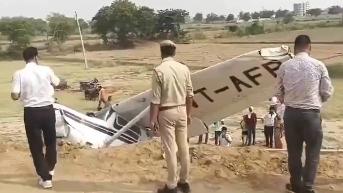 Woman Pilot Injured As Trainee Aircraft Crashes Near Highway In UP’s Kasganj