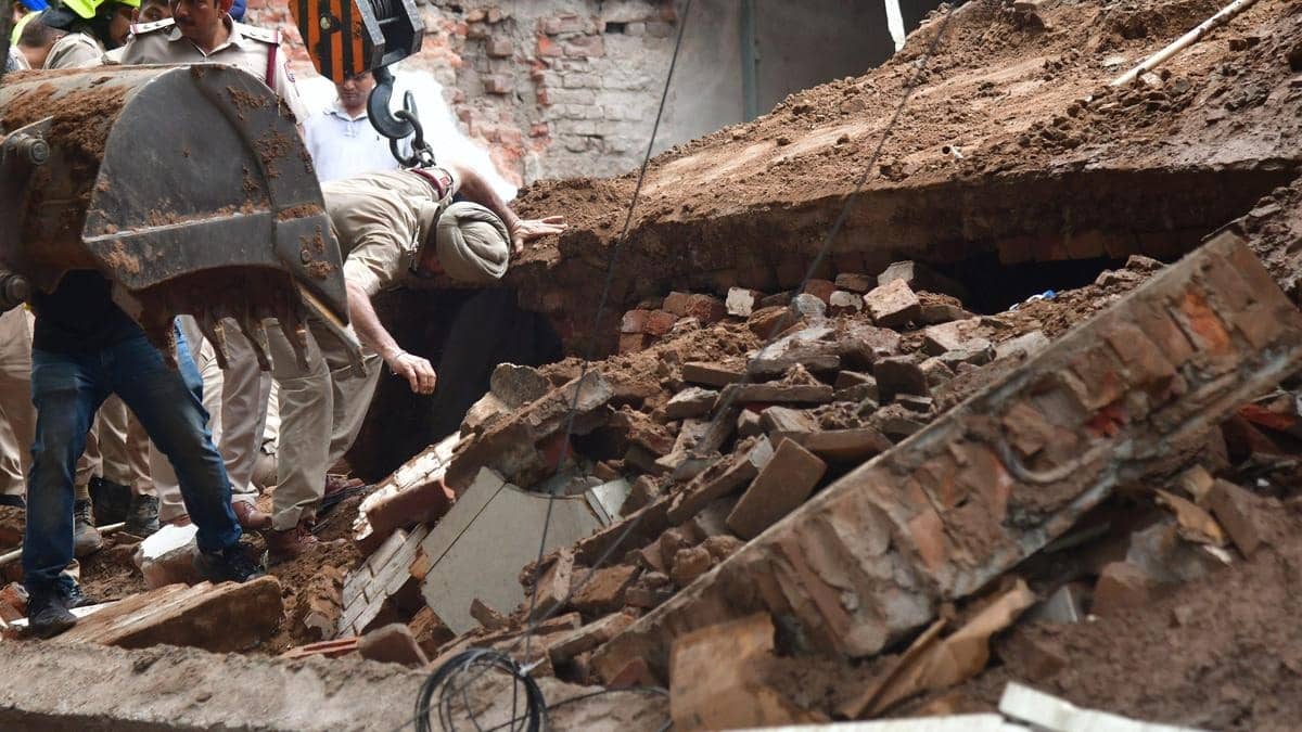 2 Killed, 3 Rescued After Building Collapses in Chandigarh’s Industrial Area