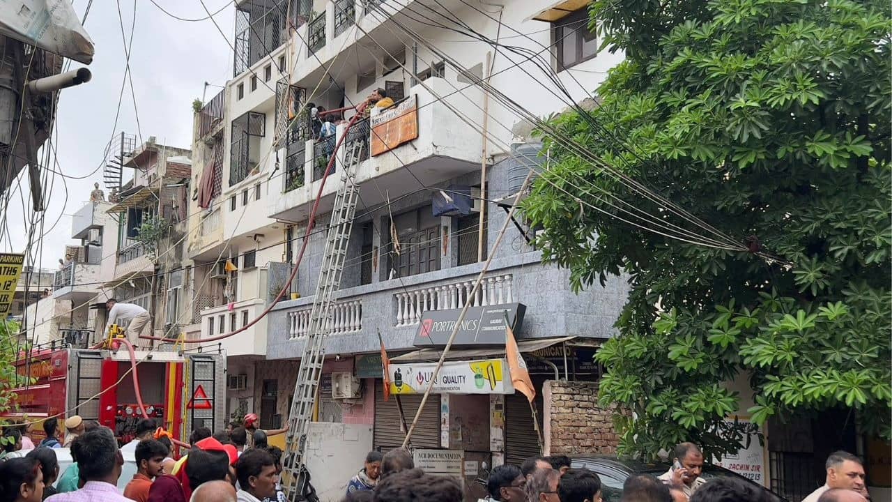 Woman, 2 Daughters Killed After Blaze Engulfs Apartment In South Delhi’s Jor Bagh