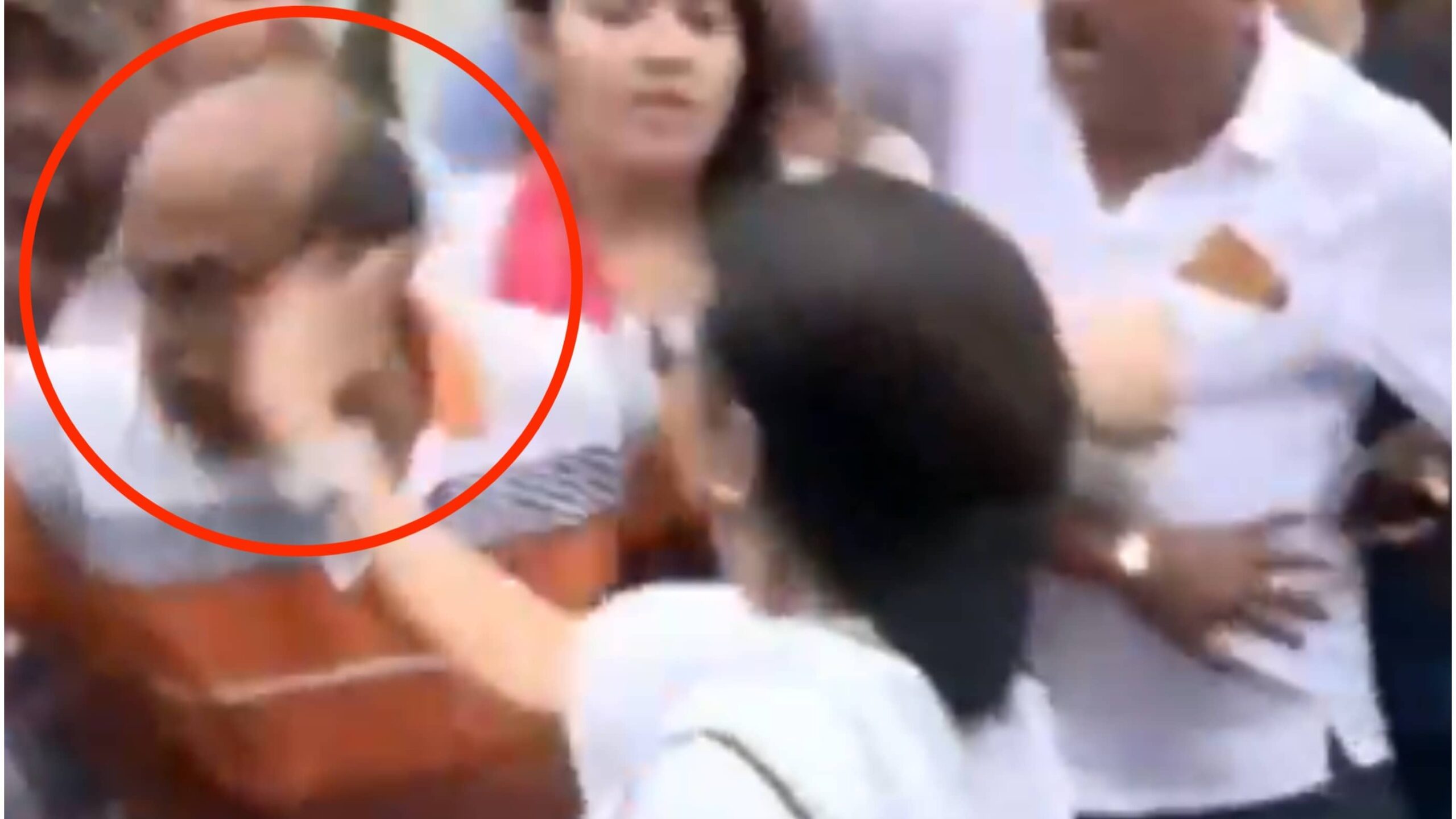 Didi Loses Her Cool: Video Shows ‘Frustrated’ Mamata Banerjee Slapping Her Own Party Worker On Road | WATCH