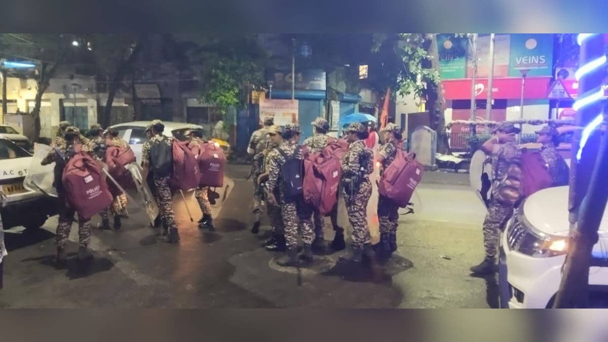 Security Tightens Outside Mamata’s Residence Ahead Of Her Baruipur Visit After Minor Girl’s Rape, Murder