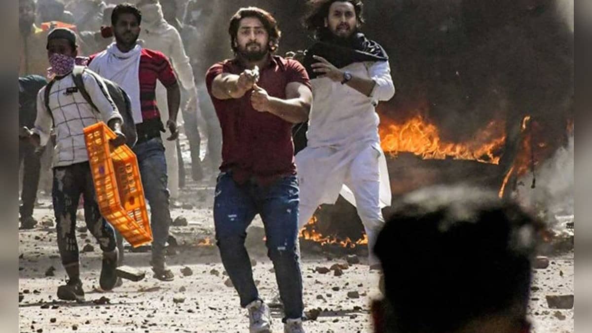 Shahrukh Pathan Gets Interim Bail To Attend Mother’s Iddat Ceremony | North East Delhi Riots 2020