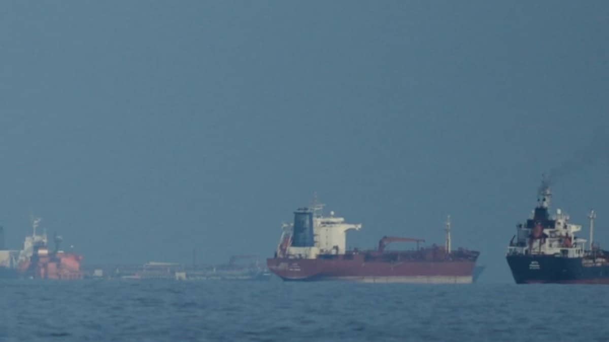 BREAKING | Indian Oil Tanker Turned Back From Omani Corridor In Strait Of Hormuz